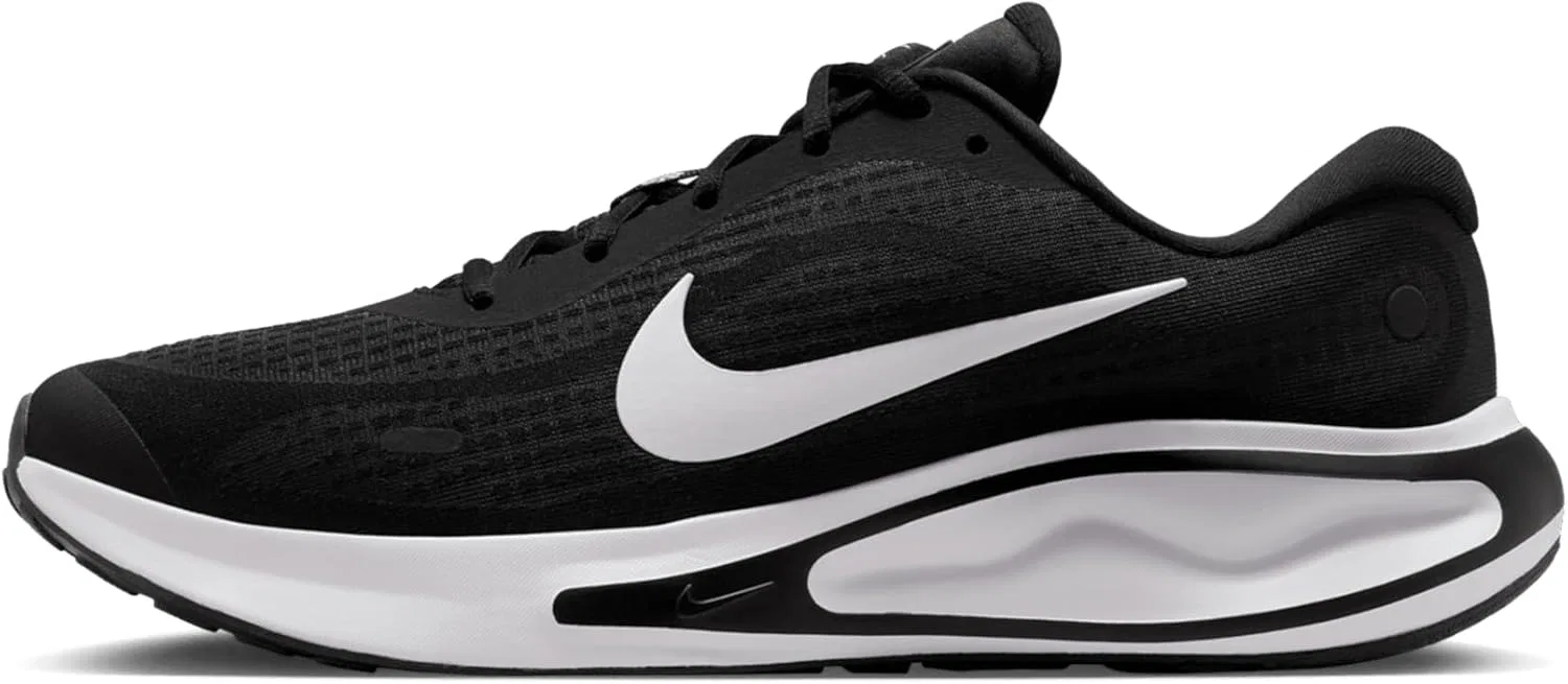 Мужские беговые кроссовки Nike Journey Run FN0228 для бега по шоссе, Black / White / Anthracite