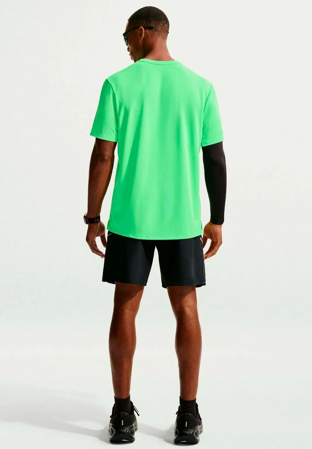 Laufshirt miler - футболка с принтом Nike Performance, Illusion Green Reflective Silv — фото 2