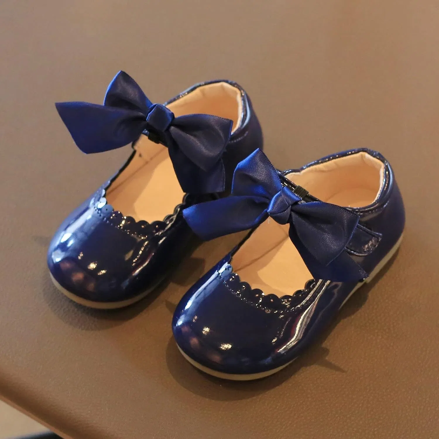 Детские туфли Мэри Джейн с бантом для девочек Soft Sole Shoes 0 to 7Y Girls Dress Shoes for Boys Wedding Bowknot Girl Shoes Party School Shoes Low Heel Sandals Ikevan, Blue — фото 3