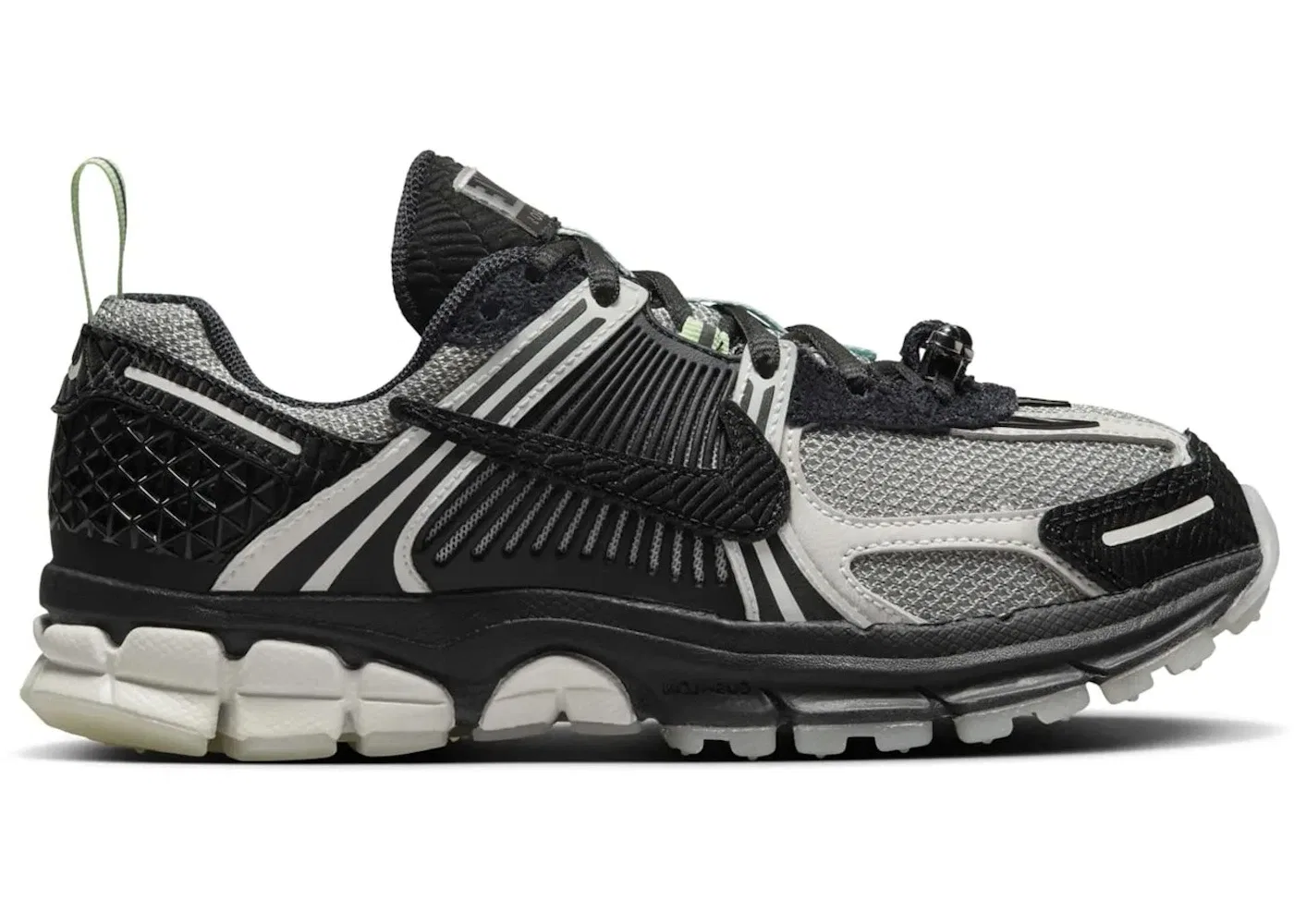 Детские кроссовки Lifestyle с технологией Zoom Air Nike Zoom Vomero 5 Spider, Photon Dust/Black/Vapor Green/Black