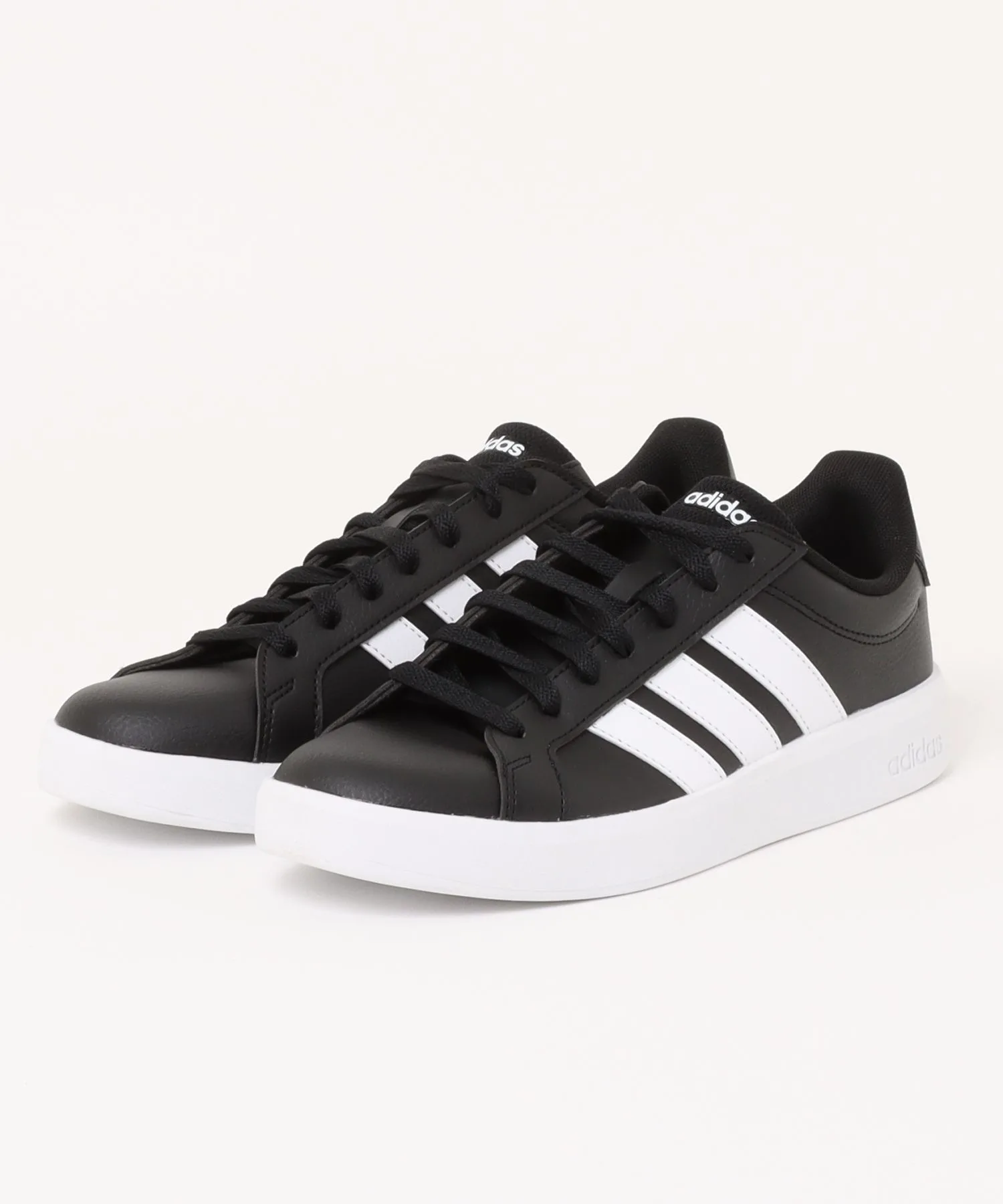 Мужские кроссовки Grand Court Base 3.0 U adidas черно-белые