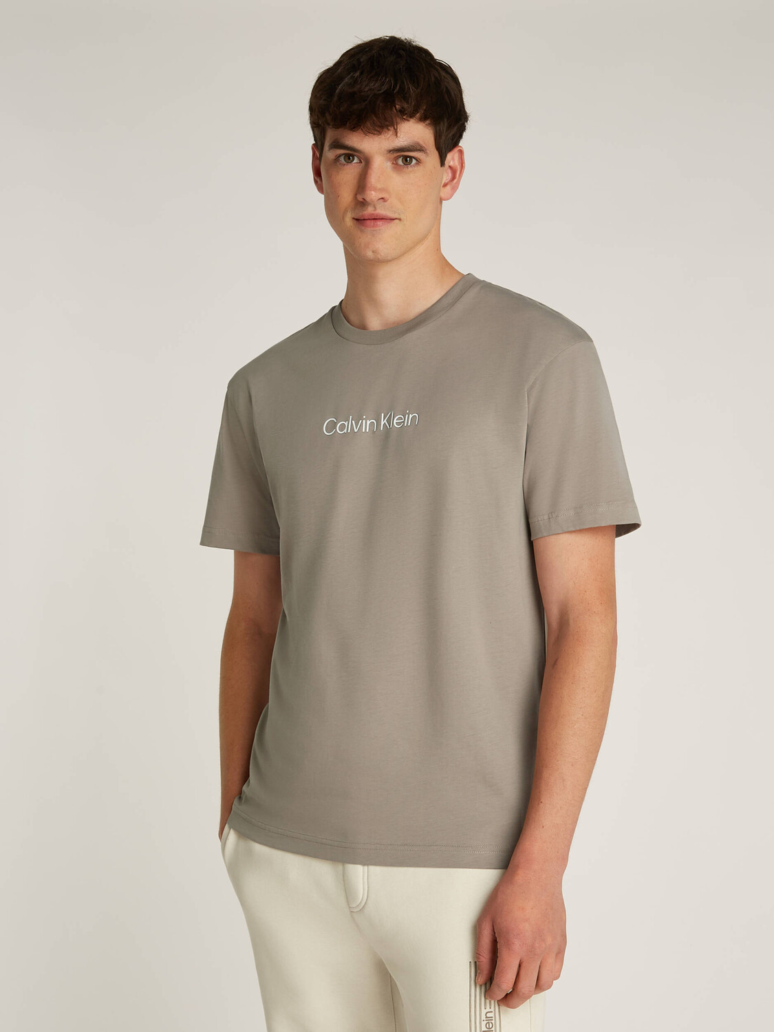 

Футболка Calvin Klein Regular Fit, бежевый