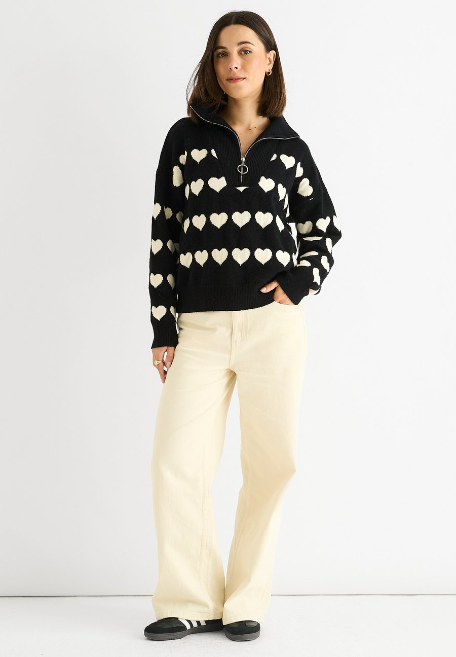 

Джемпер GINI LONDON HEART ZIP UP, Schwarz/Black