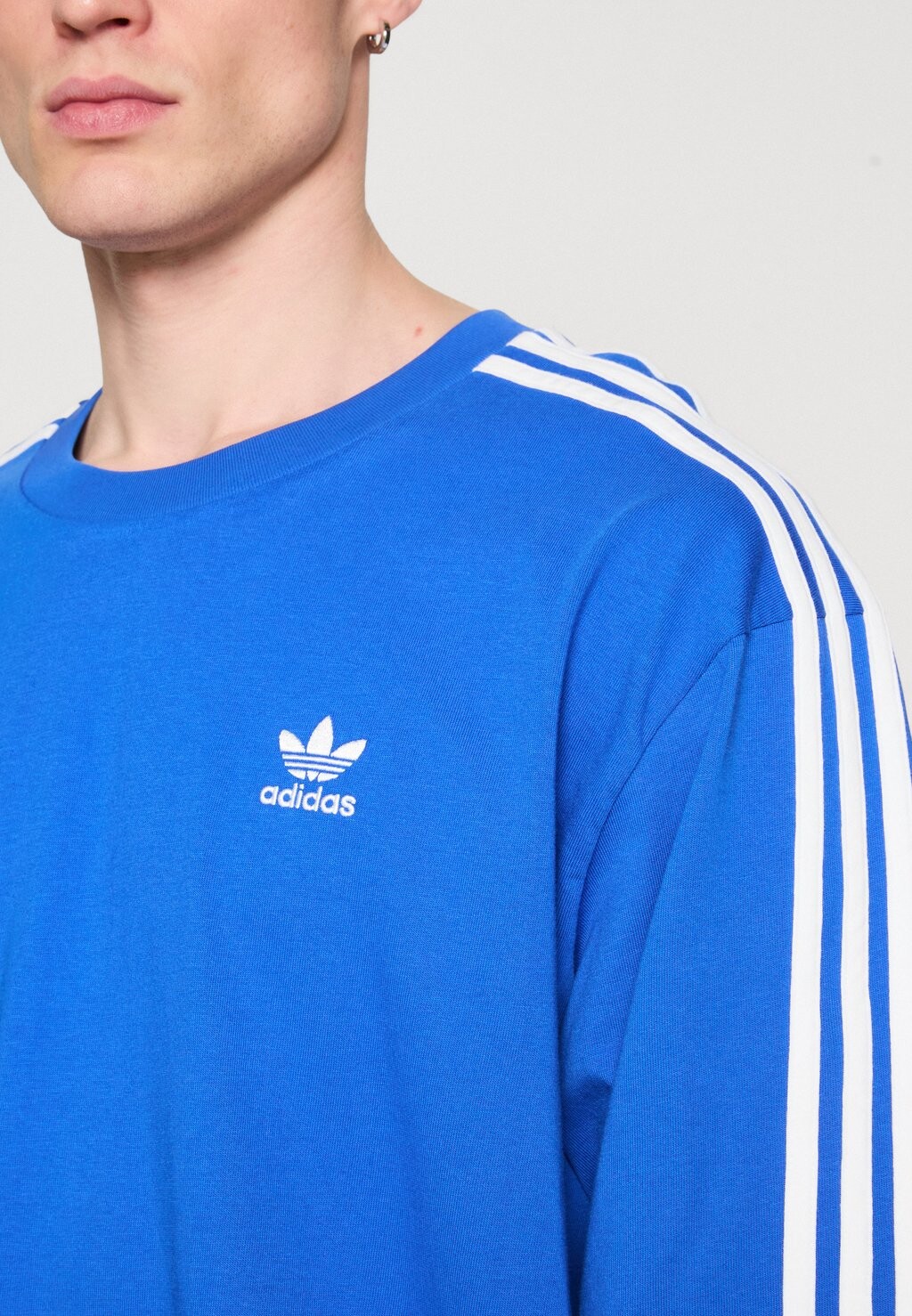 

Футболка с набивным рисунком Oversize adidas Originals, синяя