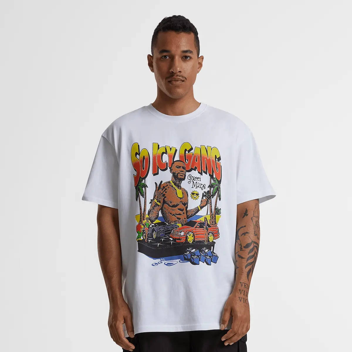 

Футболка Upscale by Mister Tee Gucci Mane Guwap Oversize Tee, белый/разноцветный