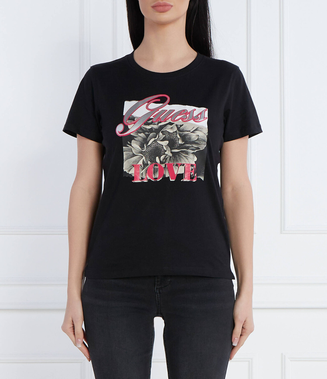 

Футболка GUESS Regular Fit, черный