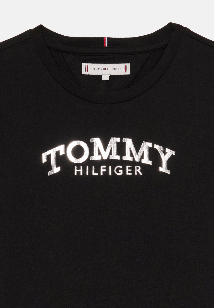 Футболка Tommy Hilfiger METALLIC LOGO SLIM CREW NECK T-SHIRT, Black — фото 3