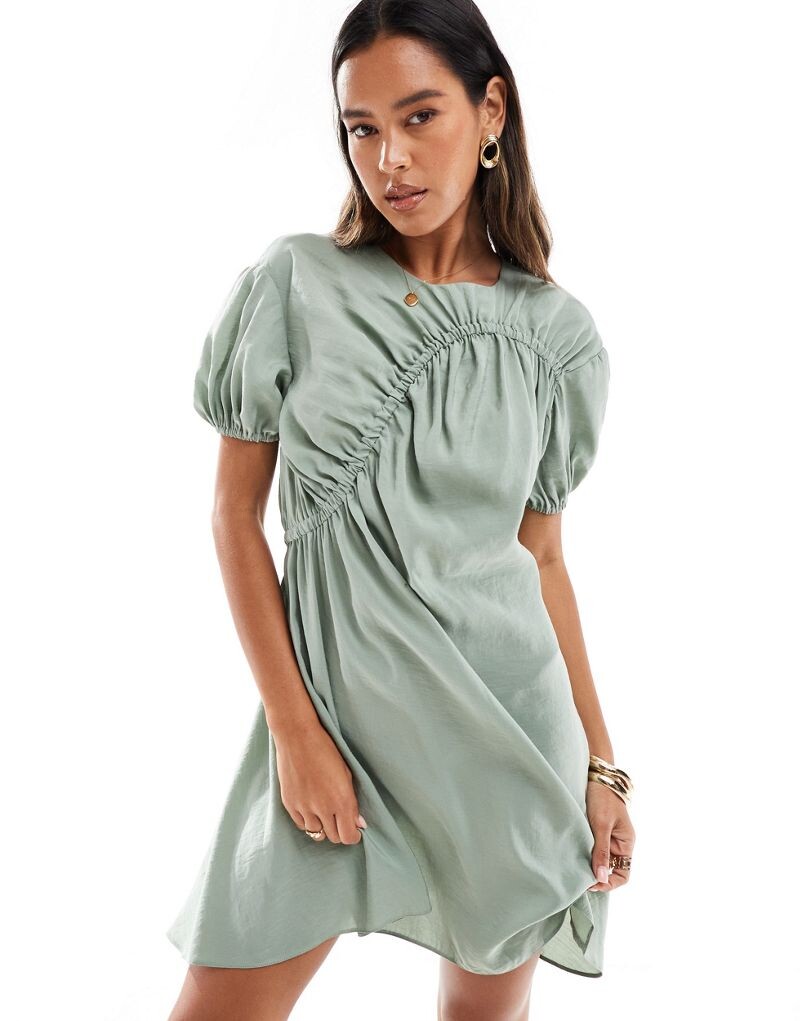

Свободное платье мини с пышными рукавами и рюшами ASOS DESIGN