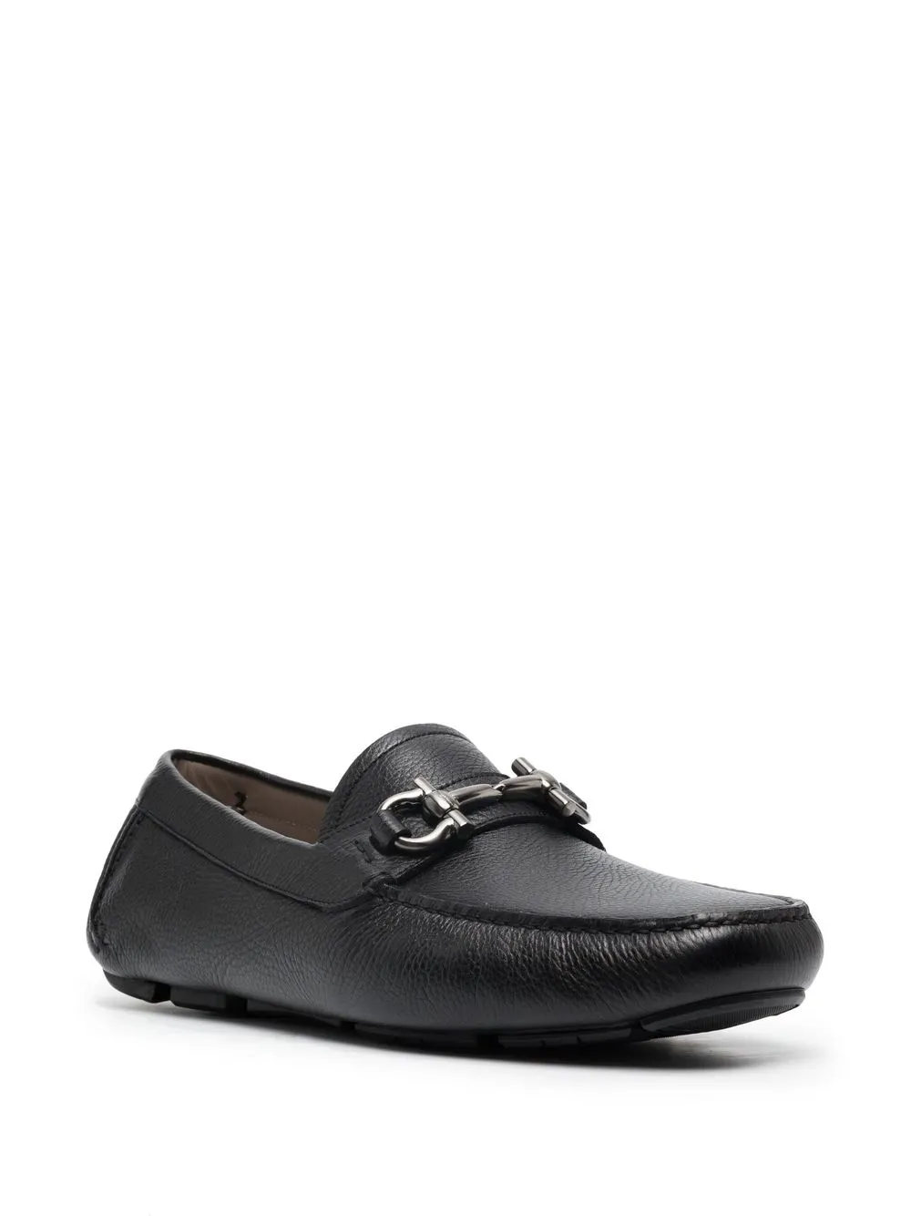Лоферы из зернистой кожи с декором Gancini Ferragamo, черный — фото 2
