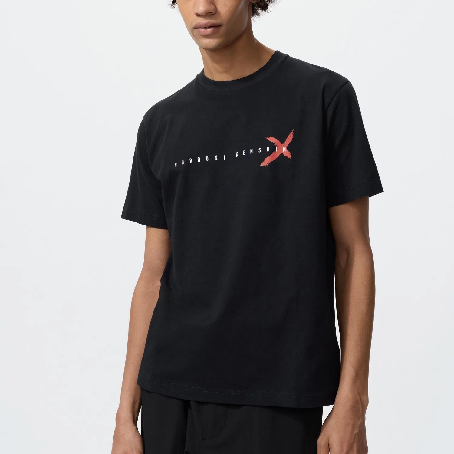 Футболка Uniqlo x JIYINGSHE,LIANMINGKUAN Shueisha Collaboration черная — фото 4