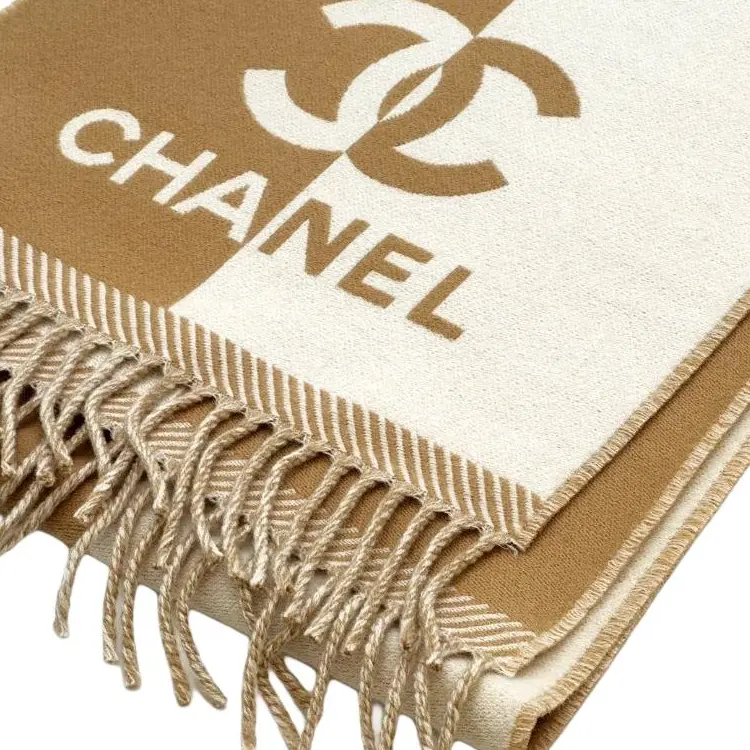 CHANEL Шерстяной вязаный шарф женский коричневый, Brown — фото 4