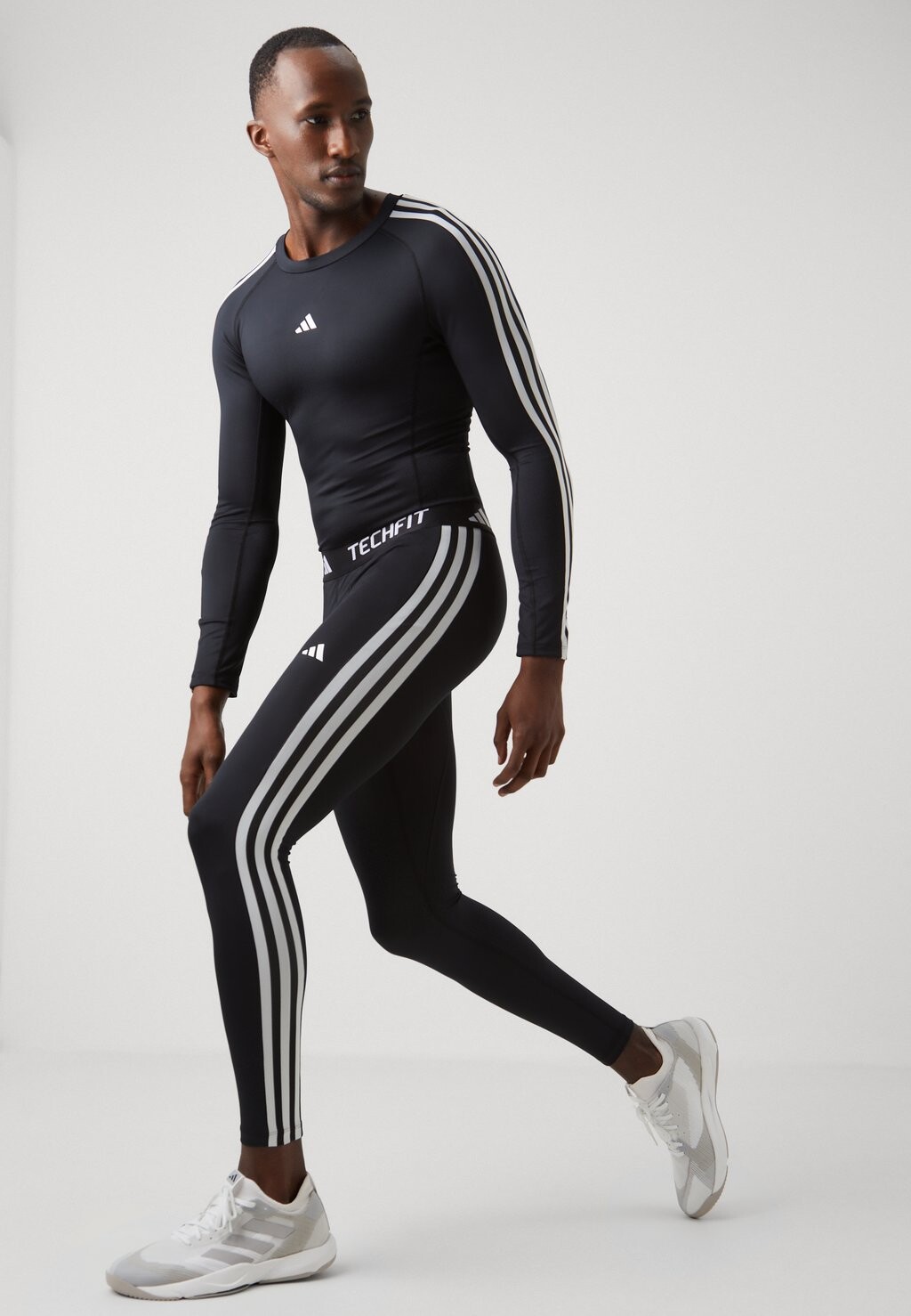 Тайтсы TECHFIT COMPRESSION 3-STRIPES LONG adidas, черный — фото 2