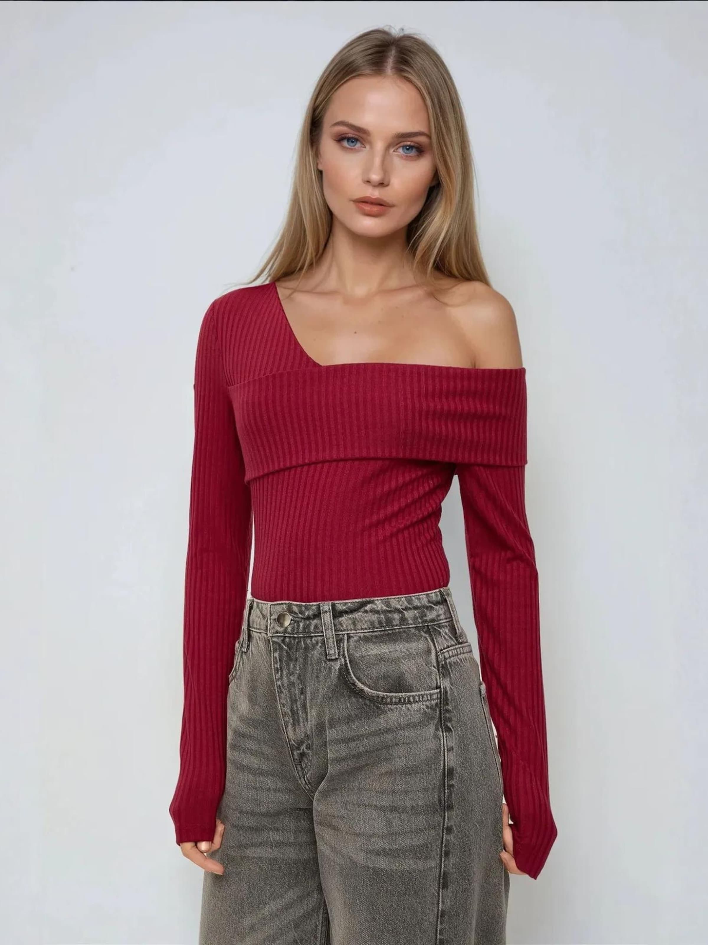 

Hiccup Свитер в бордовом цвете