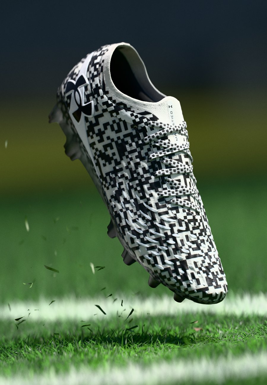 

Кроссовки Under Armour MAGNETICO ELITE, Black/White/Black