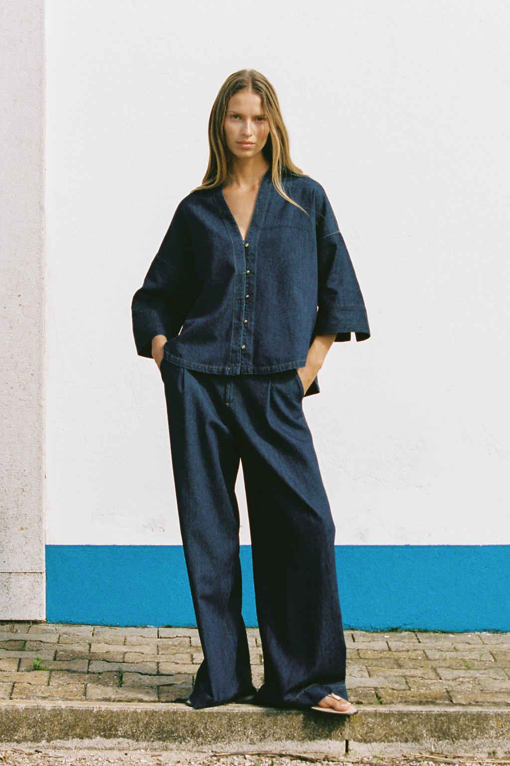 

Широкие брюки с высокой талией и вытачками ZARA, цвет Dark indigo