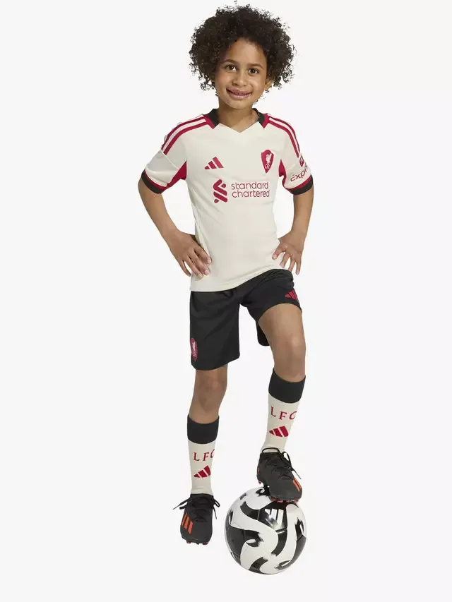 Детский комплект футболки и шорт Ливерпуля, белый (Wonder White) adidas