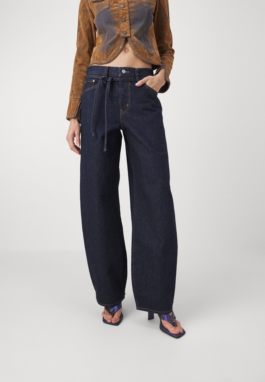 

Джинсы свободного кроя XL BALLOON Levi's, цвет raw denim