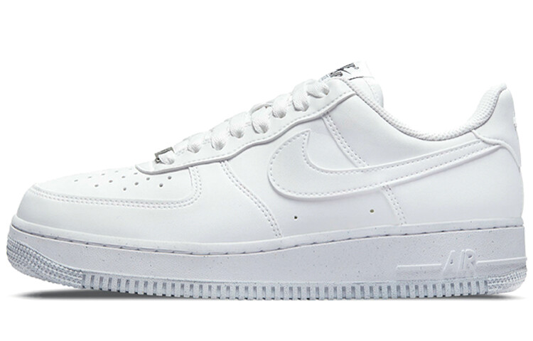 

Nike Air Force 1 Low Next Nature Белый Металлик Серый (женские)
