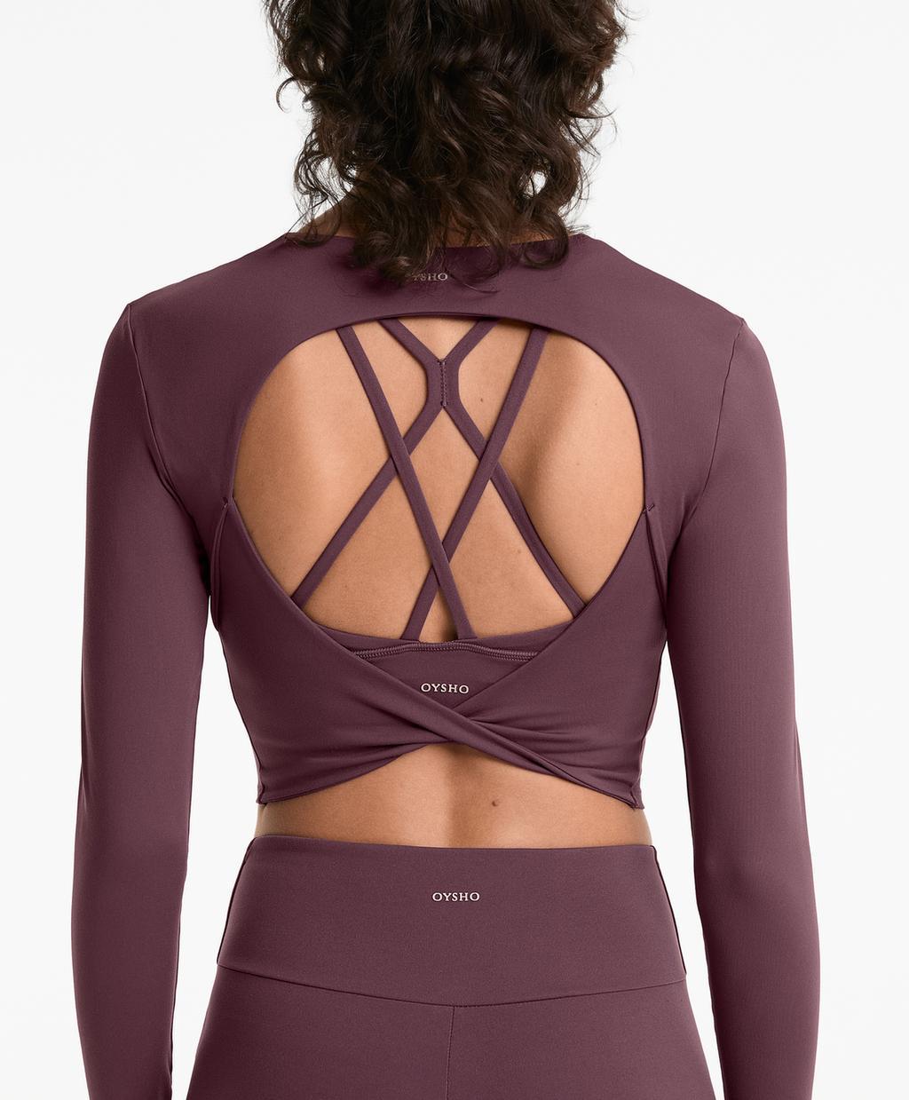 

Укороченный топ Comfortlux с длинными рукавами и открытой спиной Oysho, темно-лиловый