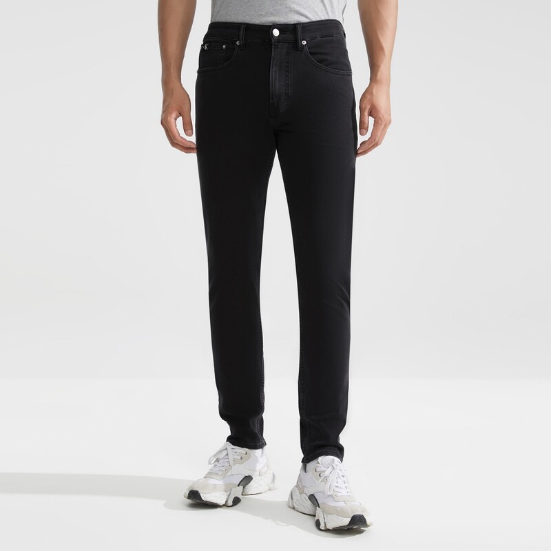 

Джинсы мужские Calvin Klein с нашивкой, черный