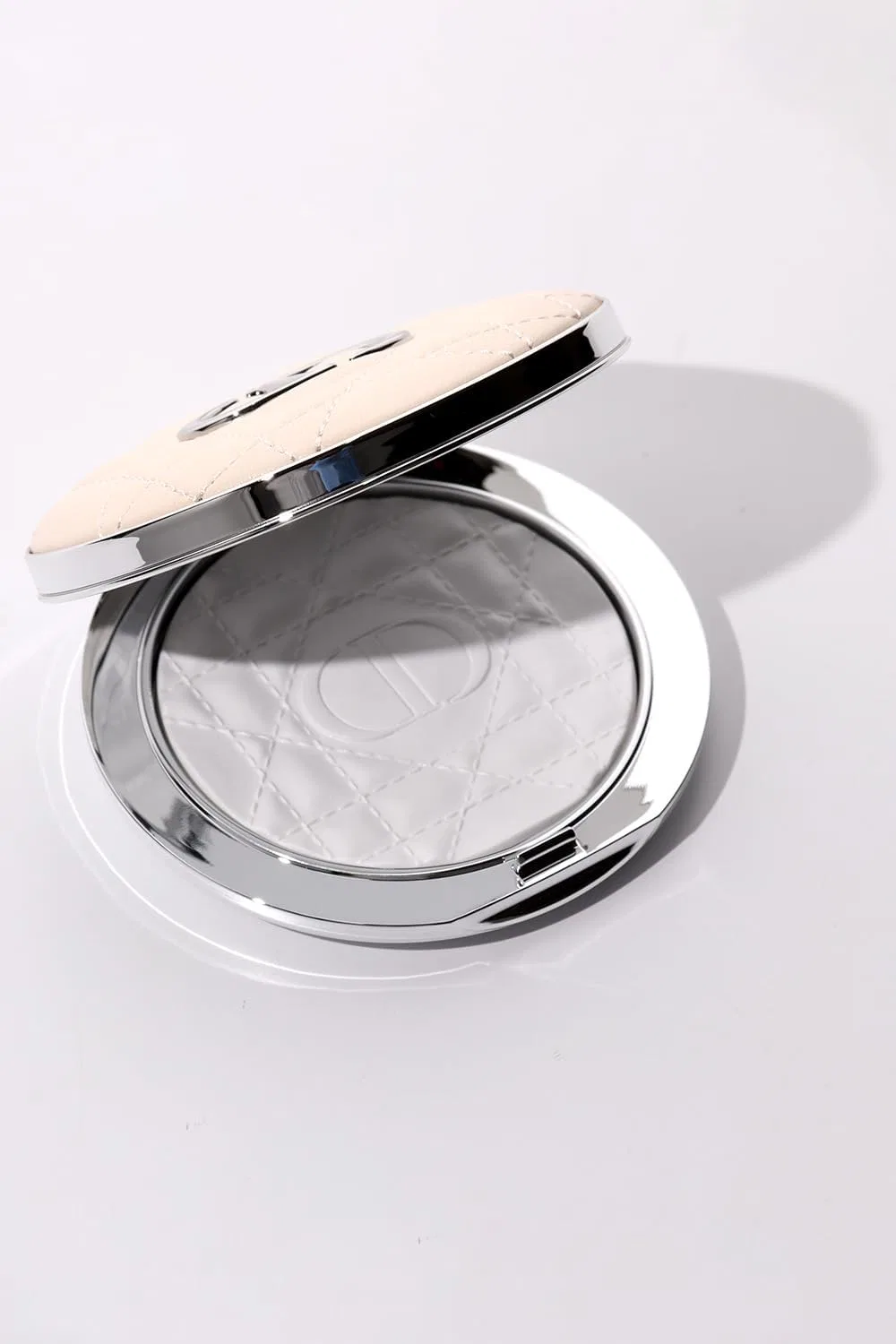 Пудра для лица Dior Diorskin Forever Nude Filter 00 Luminescent 9 г — фото 3