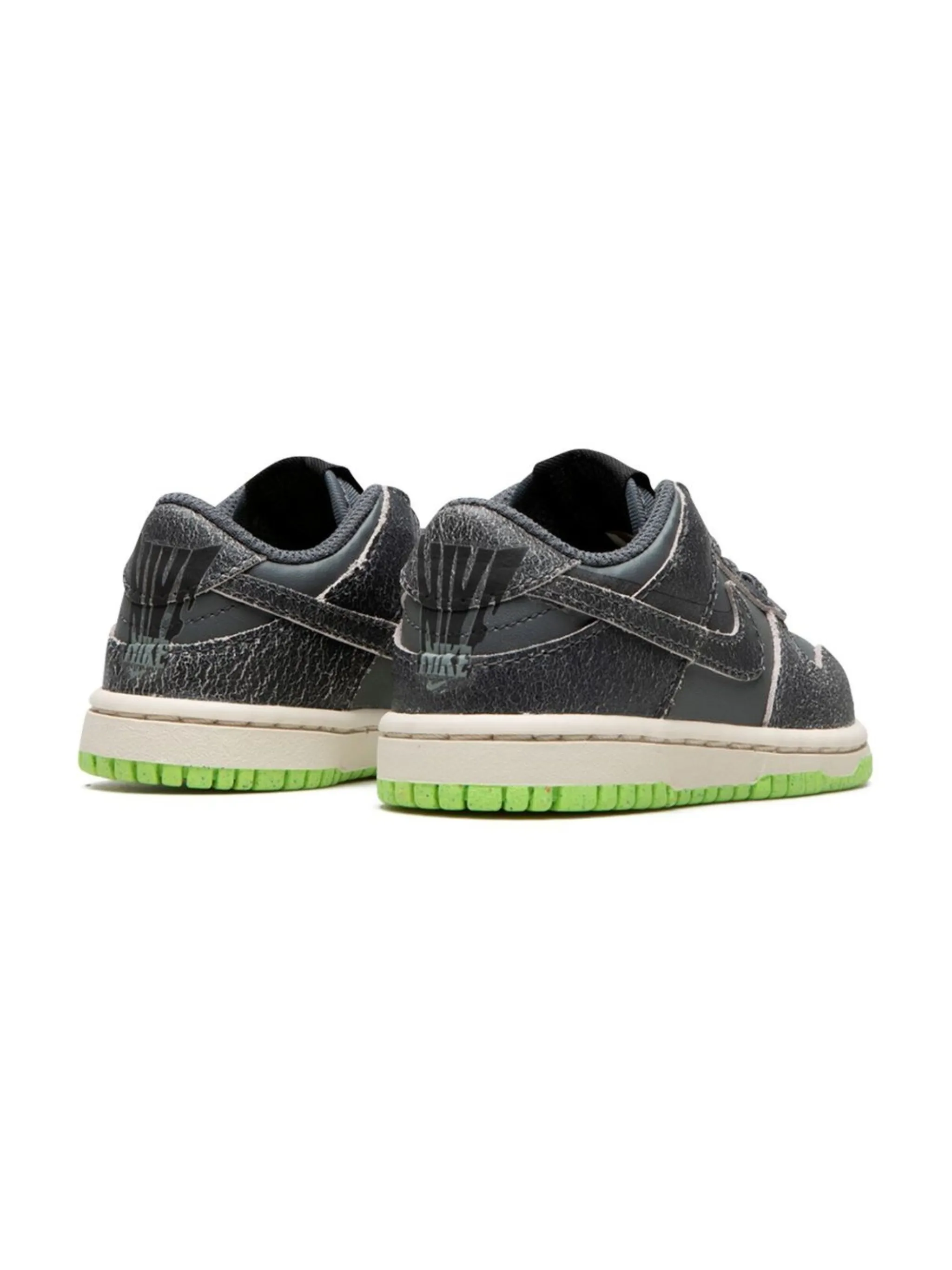 Кроссовки Dunk Low SE "Halloween - Cauldron " Nike Kids, серый — фото 3