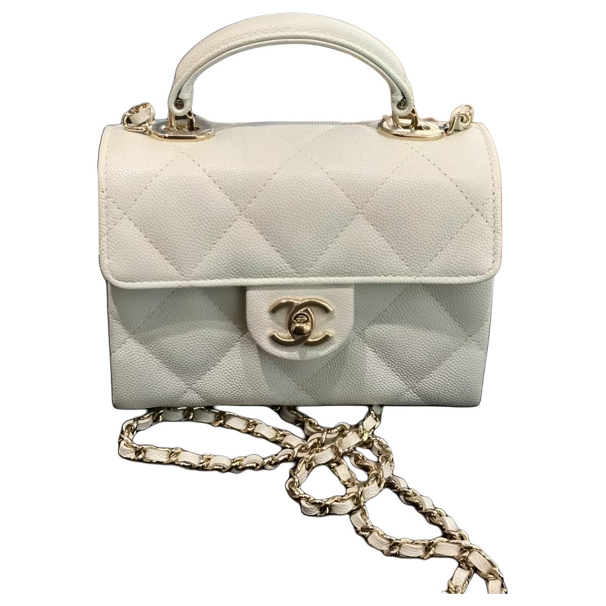 

CHANEL Кожаная сумка через плечо