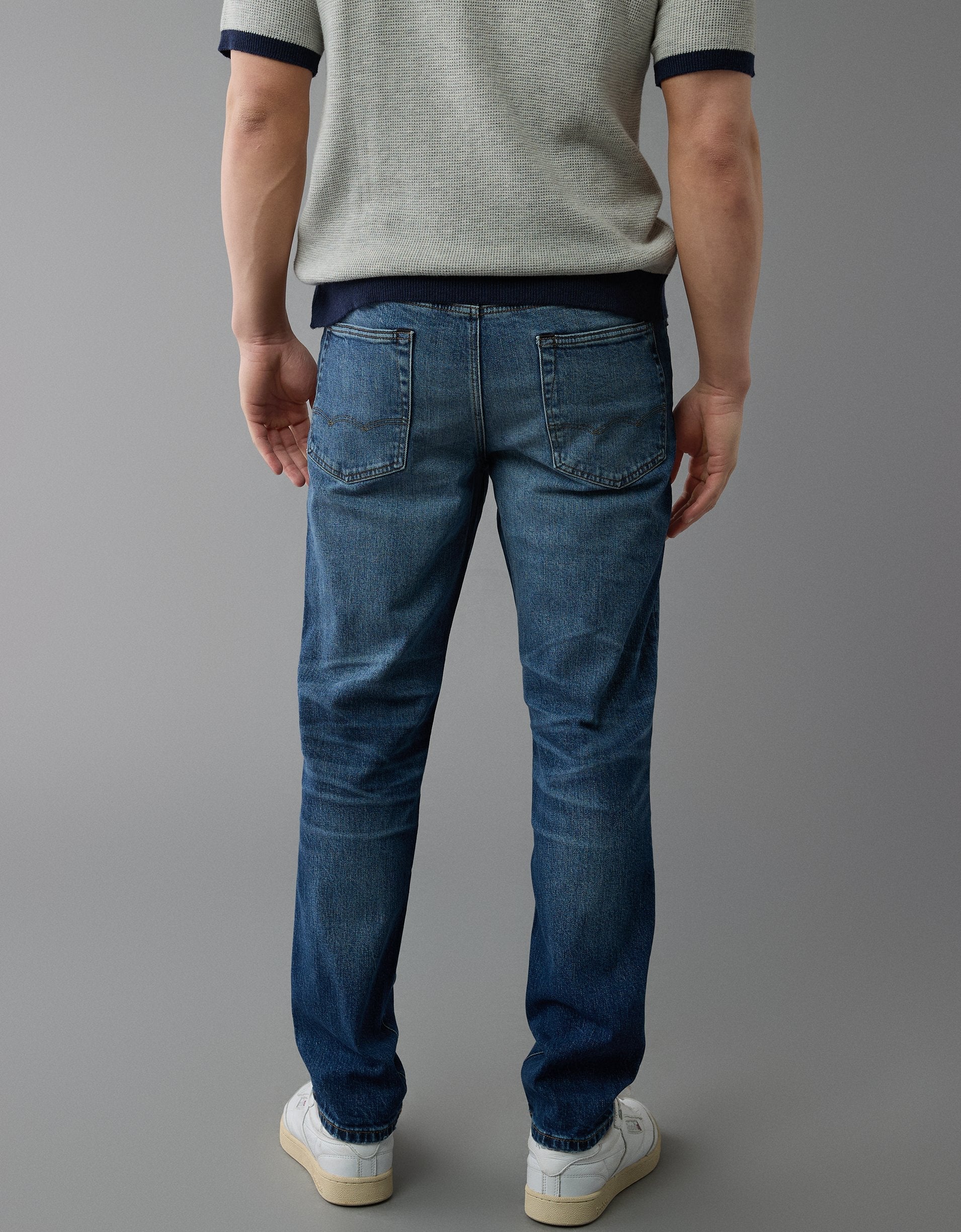 

Джинсы AE EasyFlex Slim Straight American Eagle Outfitters, цвет authentic dark indigo