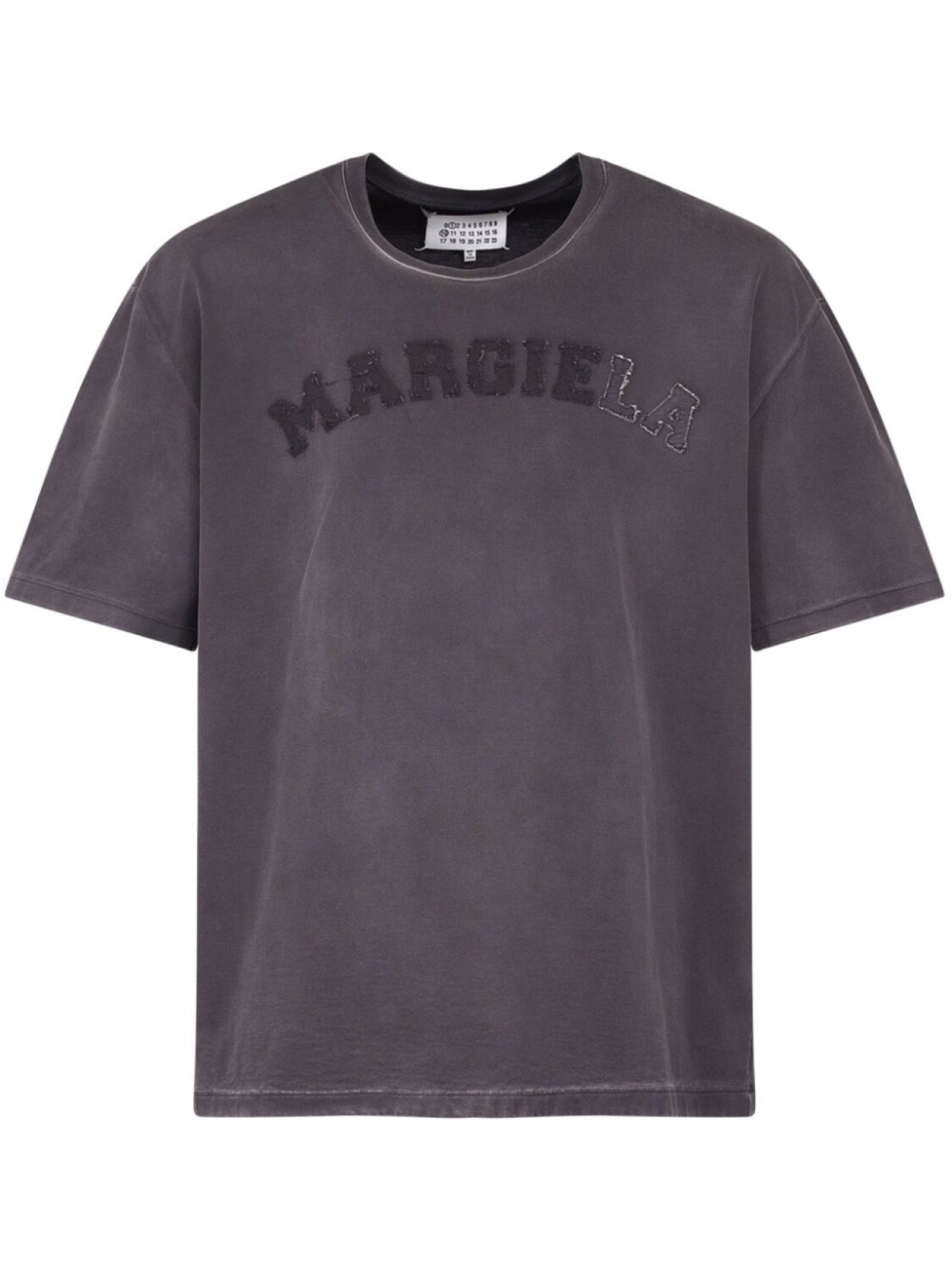 

Maison Margiela футболка с вышитым логотипом, черный