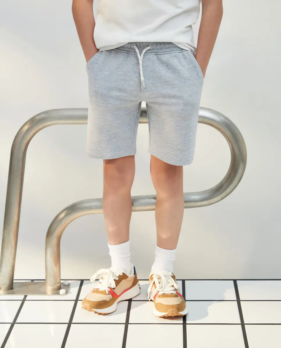 Флисовые шорты-бермуды для мальчиков Kids El Corte Inglés, светло-серый — фото 2