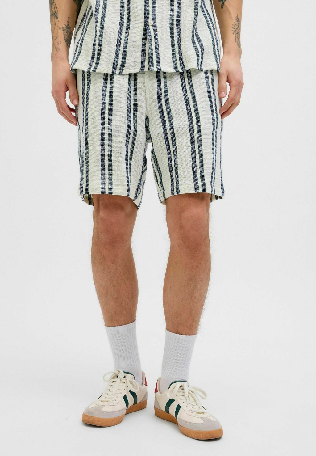 

Шорты JPSTJAIDEN COBA STRIPE Jack & Jones, бежевый