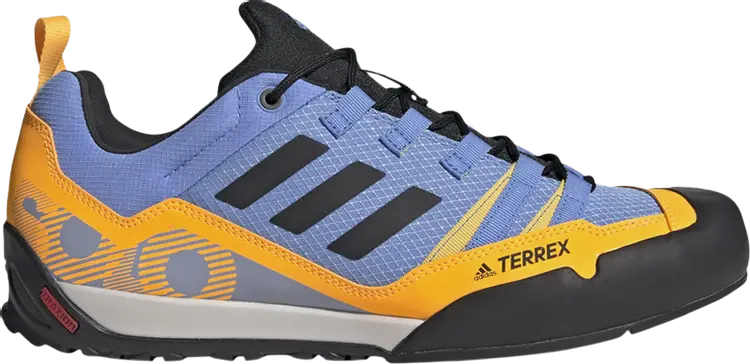 

Кроссовки Terrex Swift Solo Approach 'Blue Fusion Solar Gold', синий