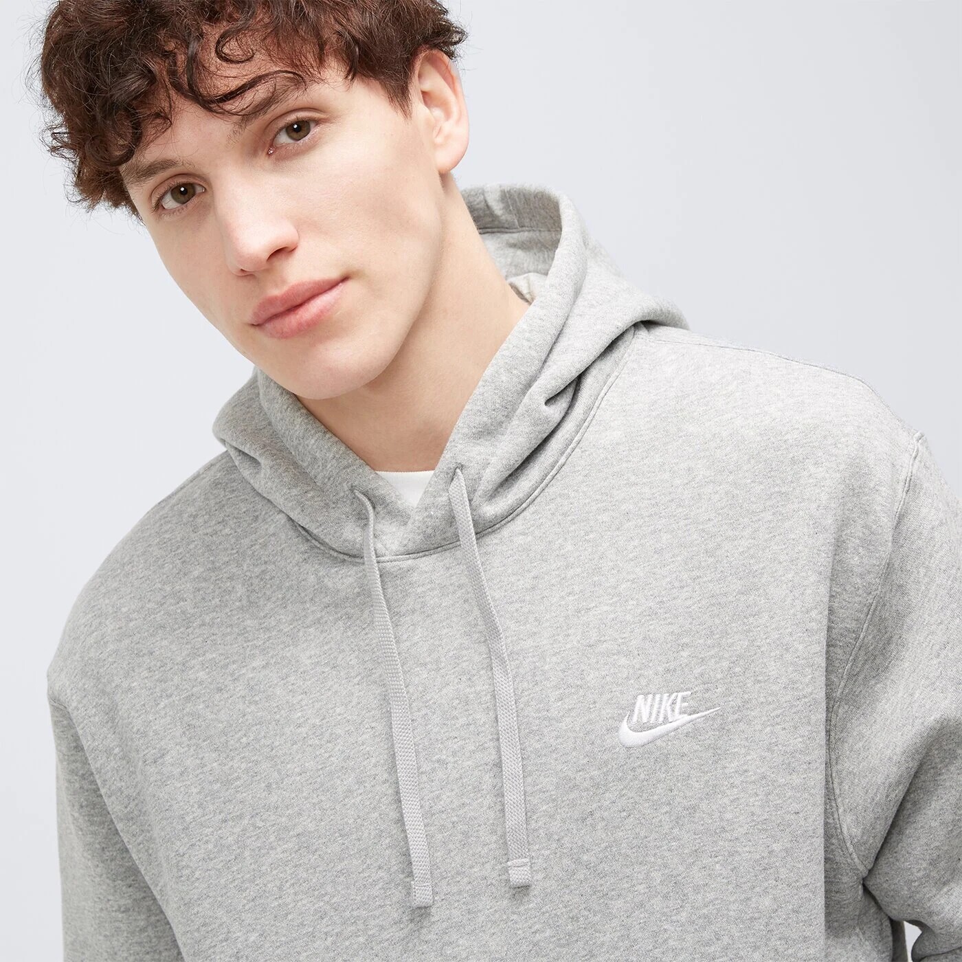 

Худи флисовая Nike SportWear Club, серый