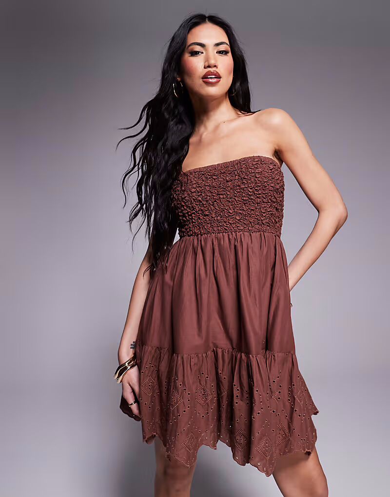 

Коричневое мини-платье-бандо River Island со сборками