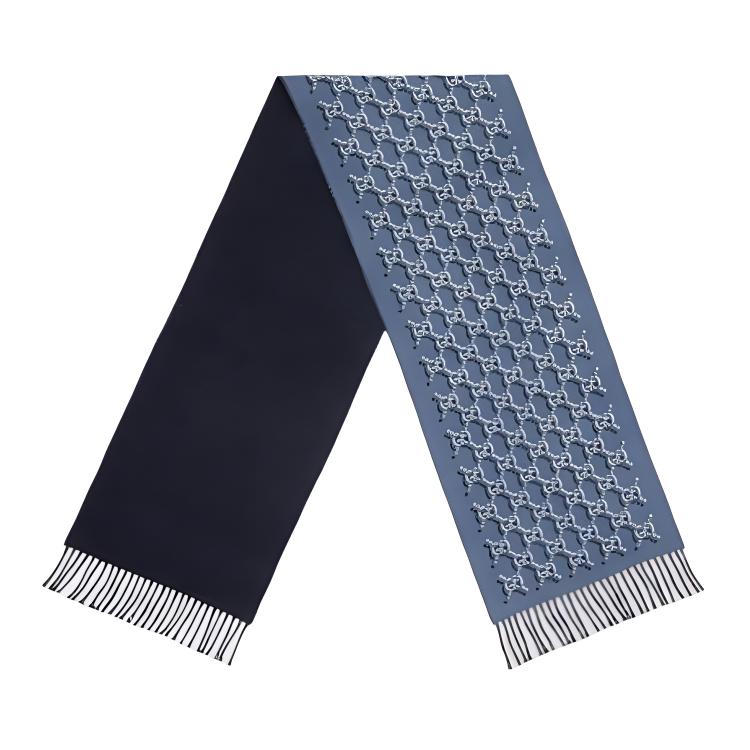 

Гучи Шарф с бахромой GG Shadow