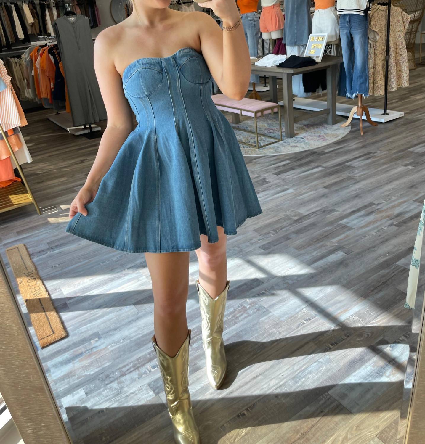 

Корсетное бесшовное джинсовое платье в светлой стирке Blue Blush, Light Wash