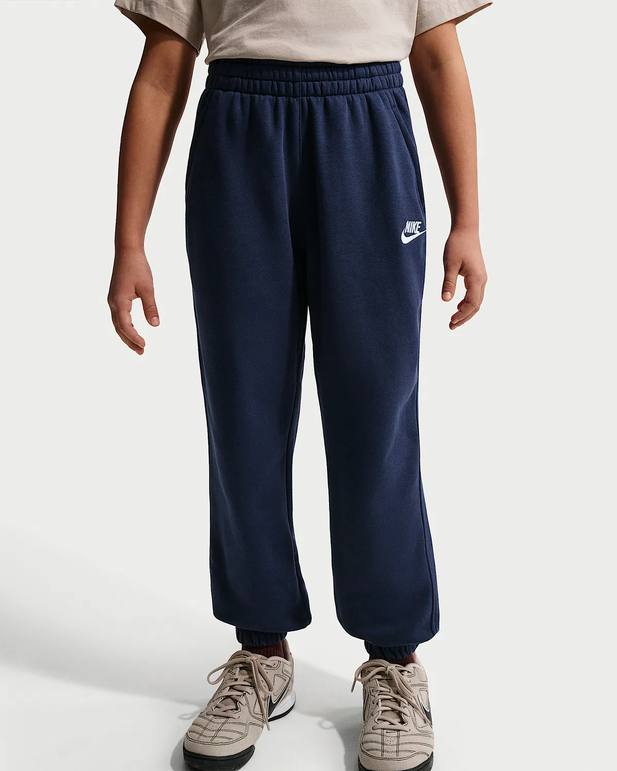 Детские свободные штаны Nike Sportswear Club Fleece, Midnight Navy/White — фото 2