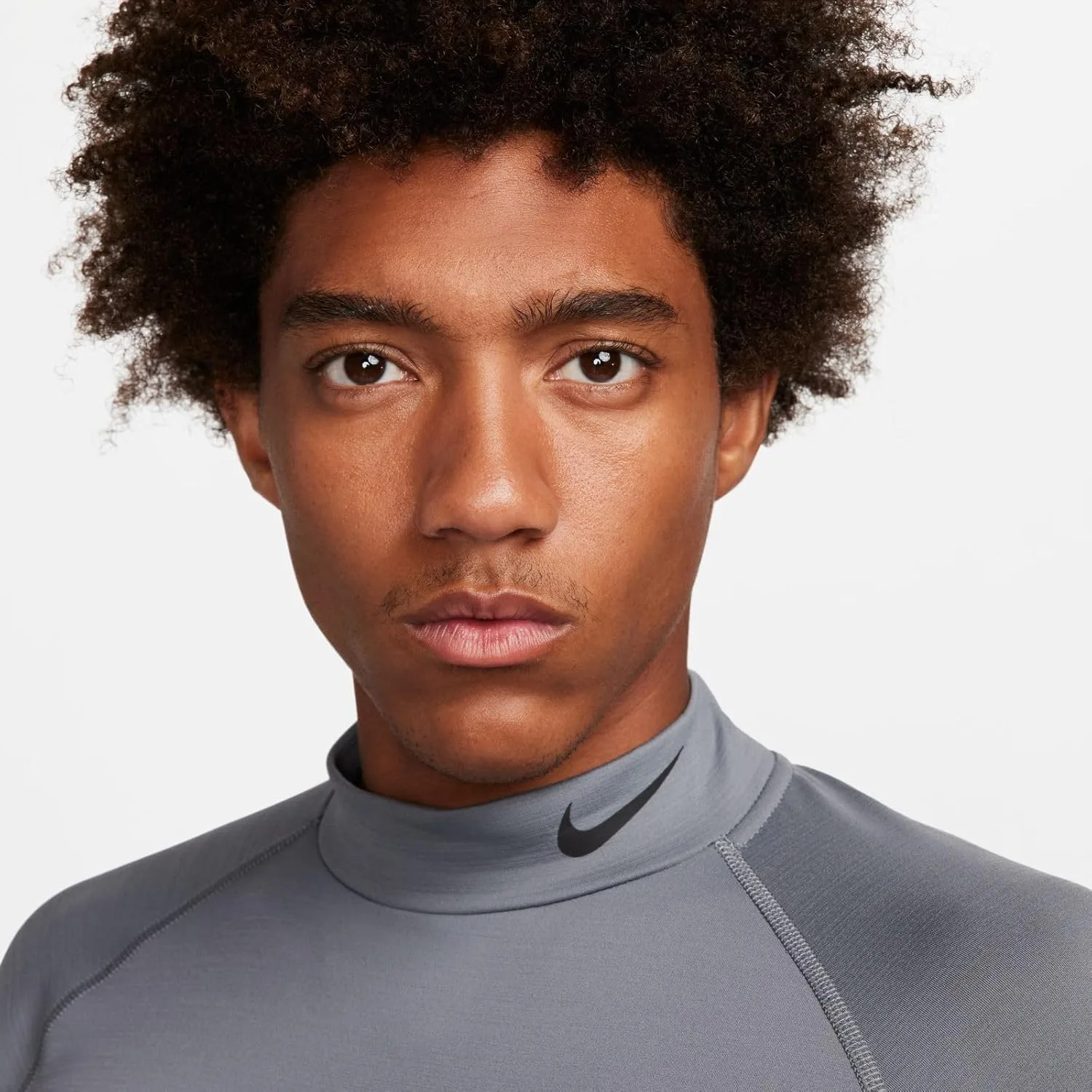 Футболка Nike Pro Slim-Fit Dri-FIT с длинным рукавом и воротником-стойкой, серый — фото 4