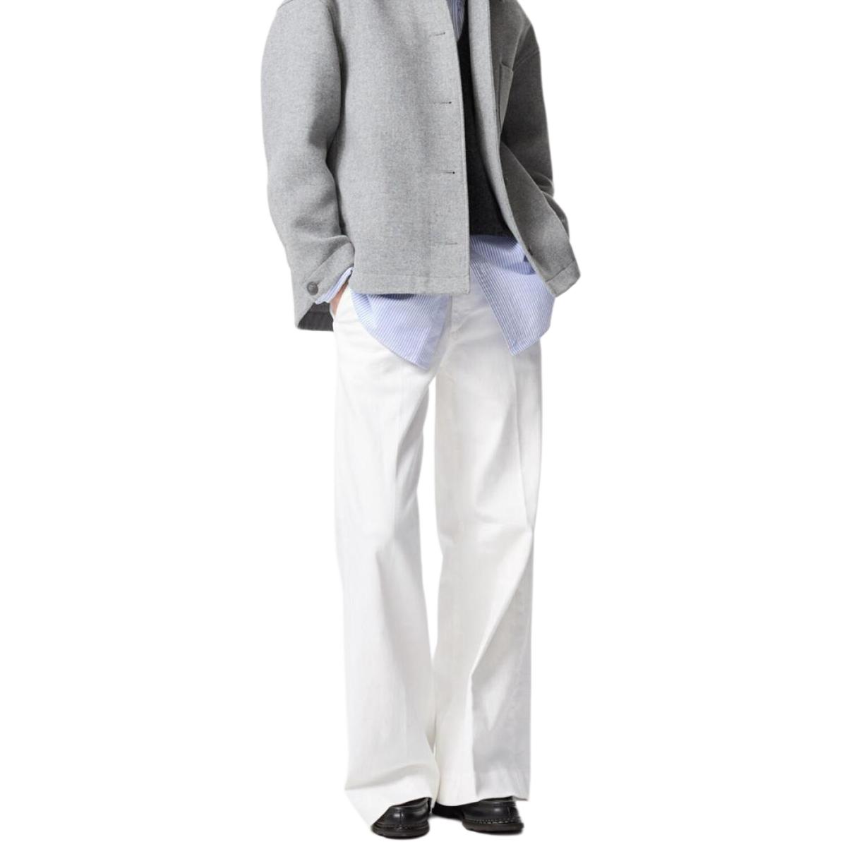 

UNIQLO Женские джинсы белые