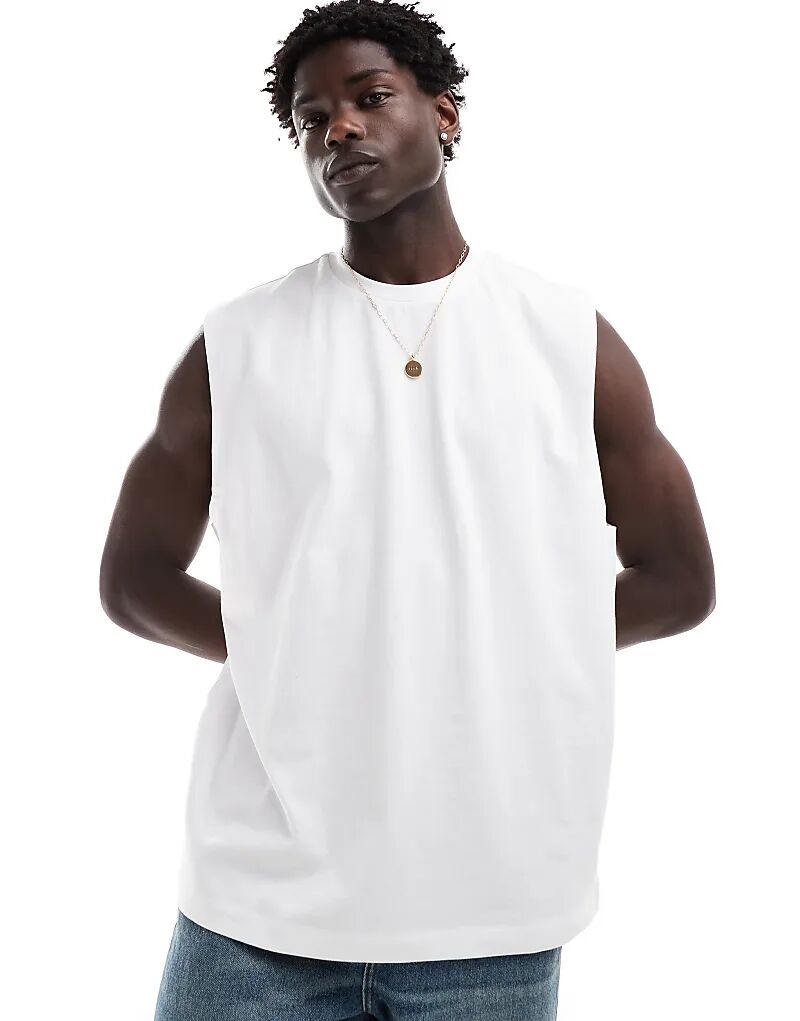 

Тяжелый крупногабаритный топ белого цвета ASOS DESIGN