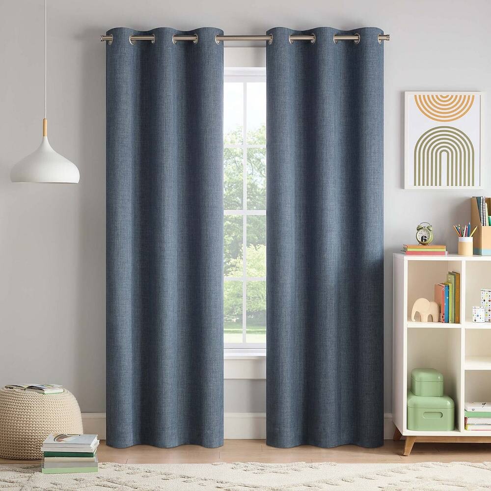 

Панель для штор Eclipse Chambray Solid 100% Blackout с люверсами, темно-синий