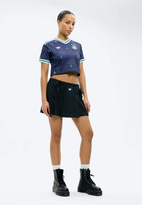 Футболка Adidas Performance Deutschland dfb 26 away replica cropped national team wear, темно-синяя — фото 2