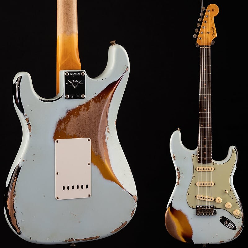 

Электрогитара Fender Custom Shop 1961 LTD Stratocaster Heavy Relic Sonic Blue/3-Color Sunburst 629