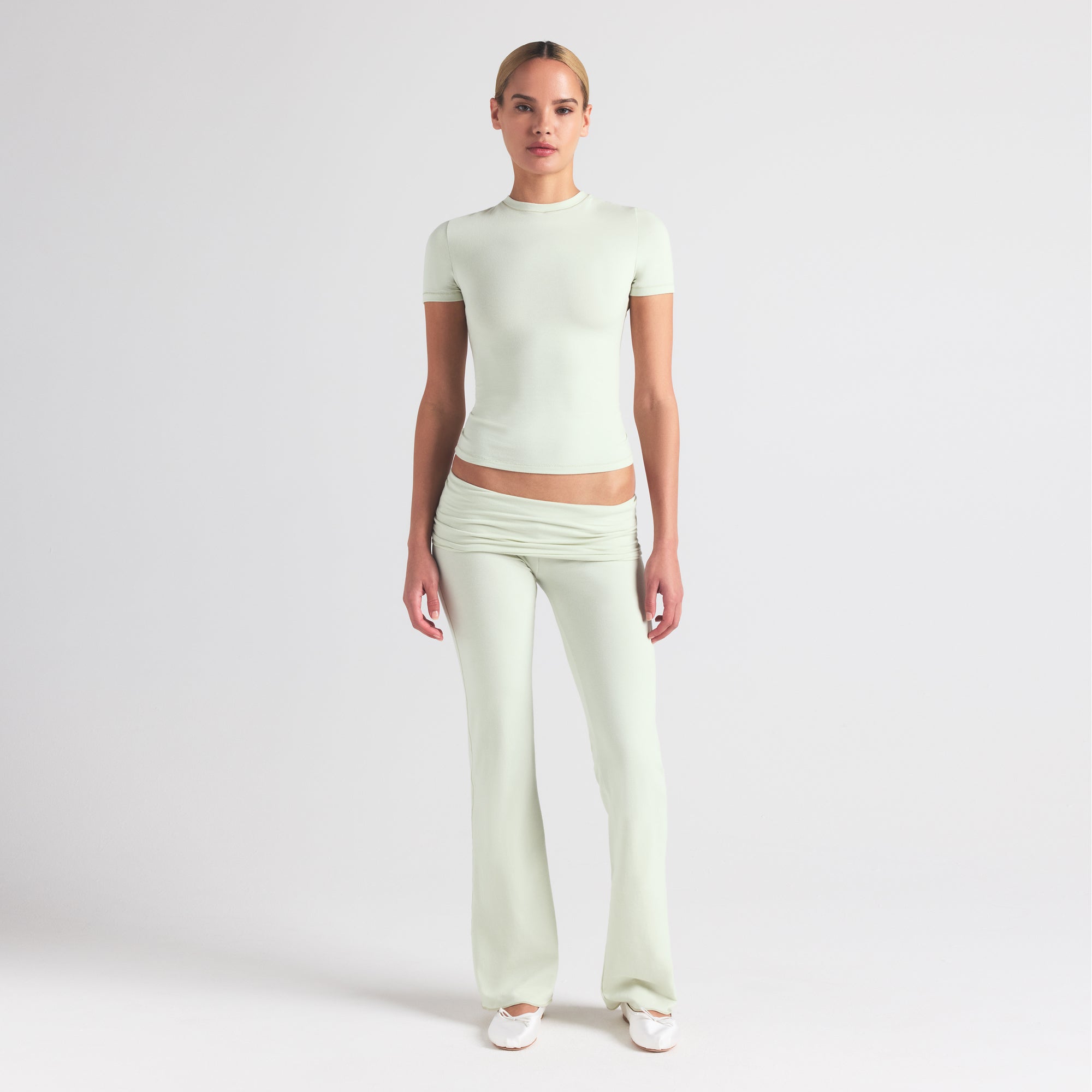 

Футболка SKIMS COTTON JERSEY, цвет spearmint