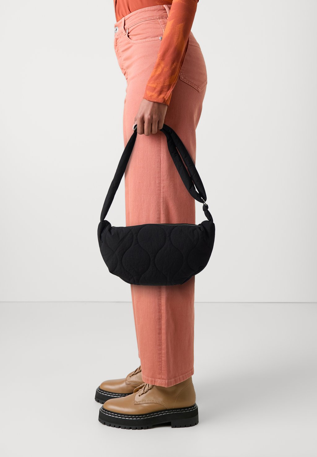 

Сумка через плечо ONLJESSY CROSSBODY ONLY, черный