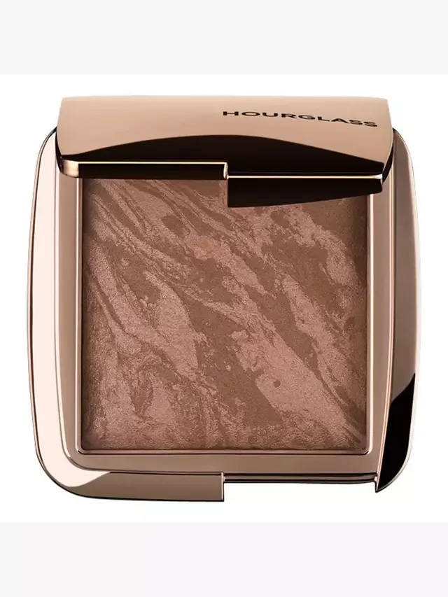 Бронзер для создания эффекта рассеянного света Hourglass, Luminous Bronze Light