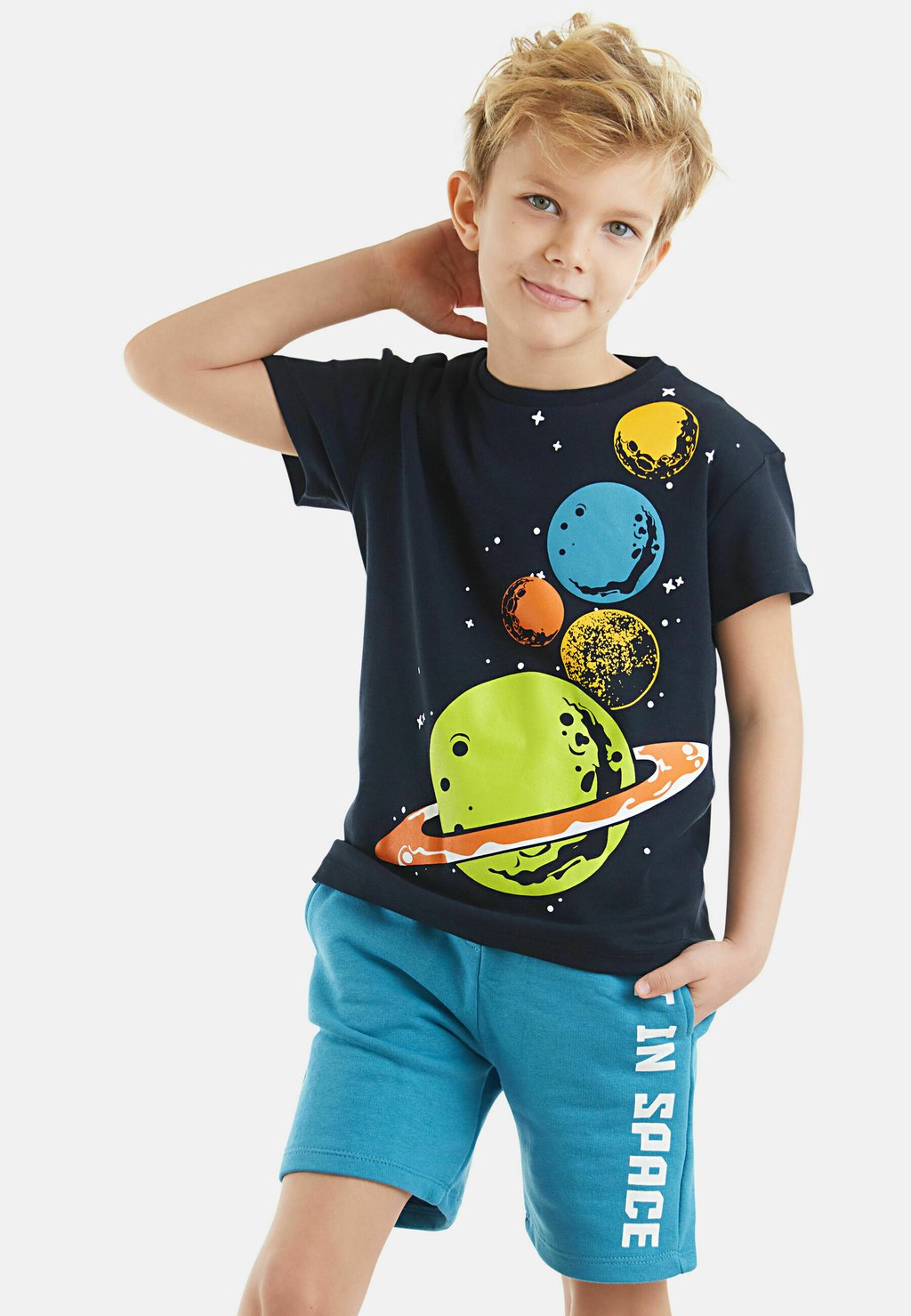 

Футболка с принтом PLANETS SET Denokids, мультиколор