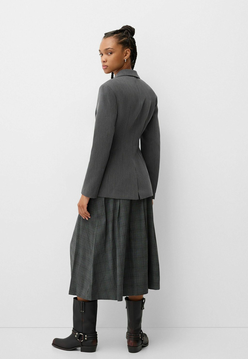 

Блейзер FITTED Bershka, серый