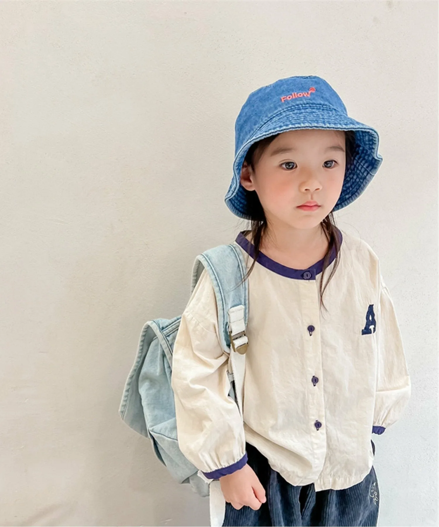 Рубашка Цветовая окантовка, передняя застежка Aimoha Kids, Light beige — фото 3