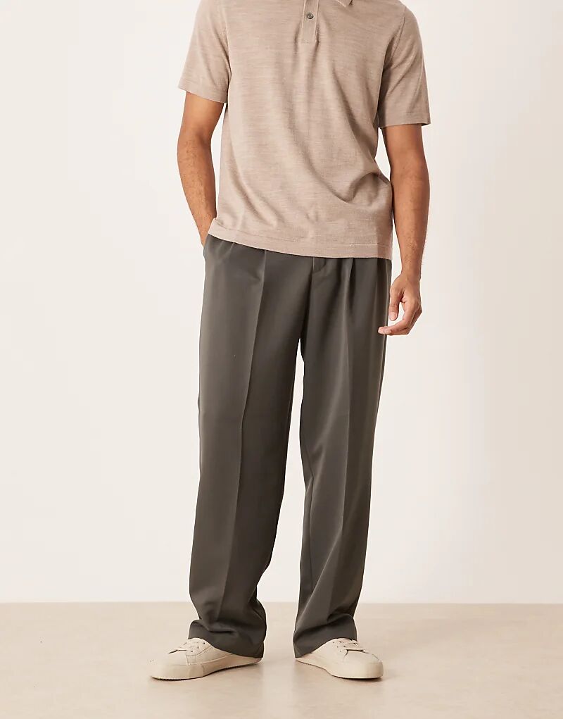 

Элегантные брюки ASOS DESIGN широкого кроя с двойными складками и карманами сзади в антрацитовом цвете